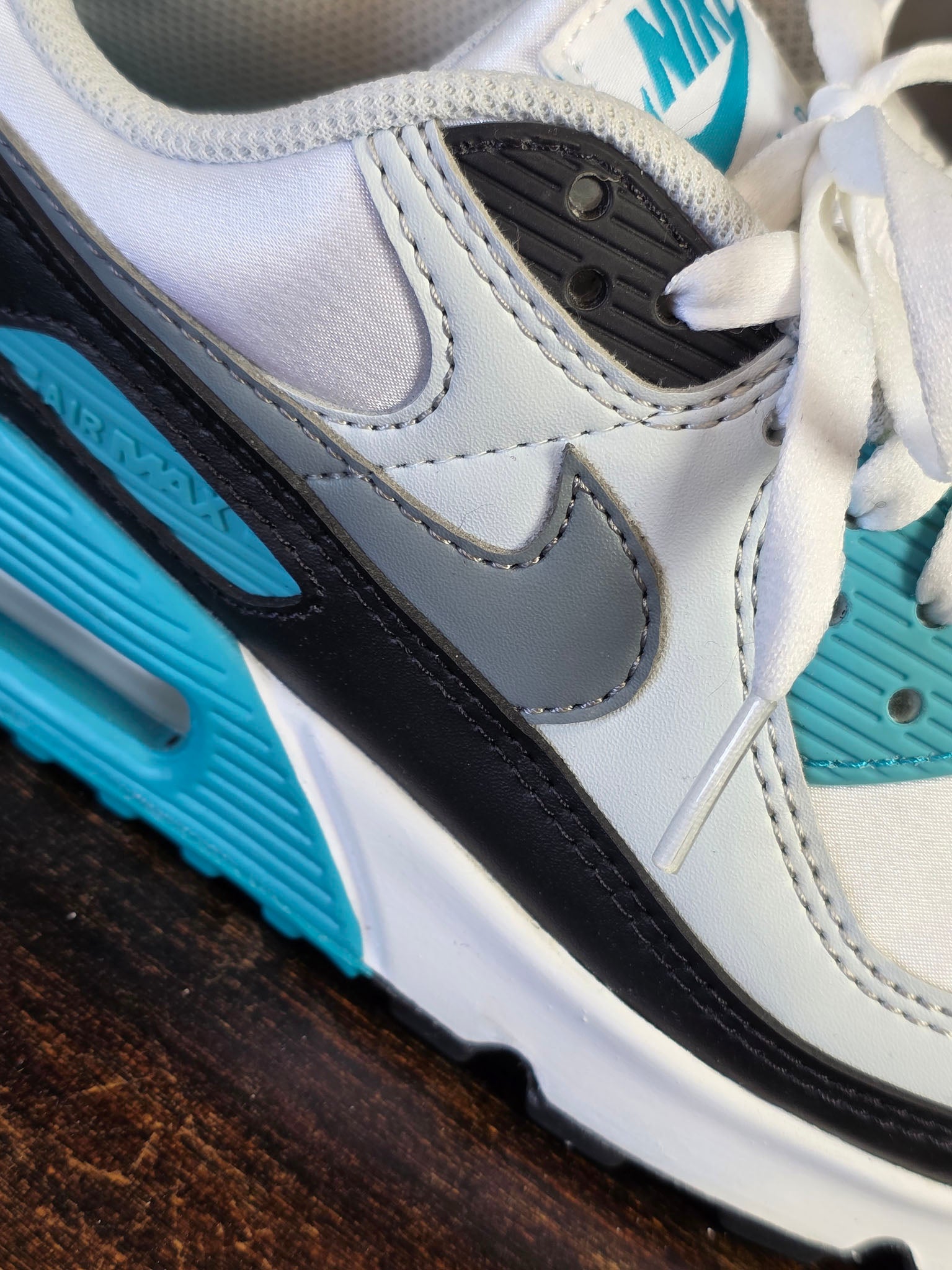 Nike Air Max 90 Teal Nebula maat 37,5