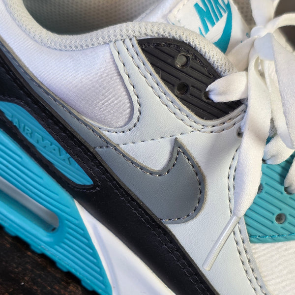 Nike Air Max 90 Teal Nebula maat 37,5