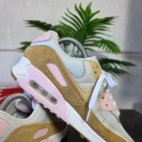 Nike Air Max 90 WMNS Sesame maat 40,5