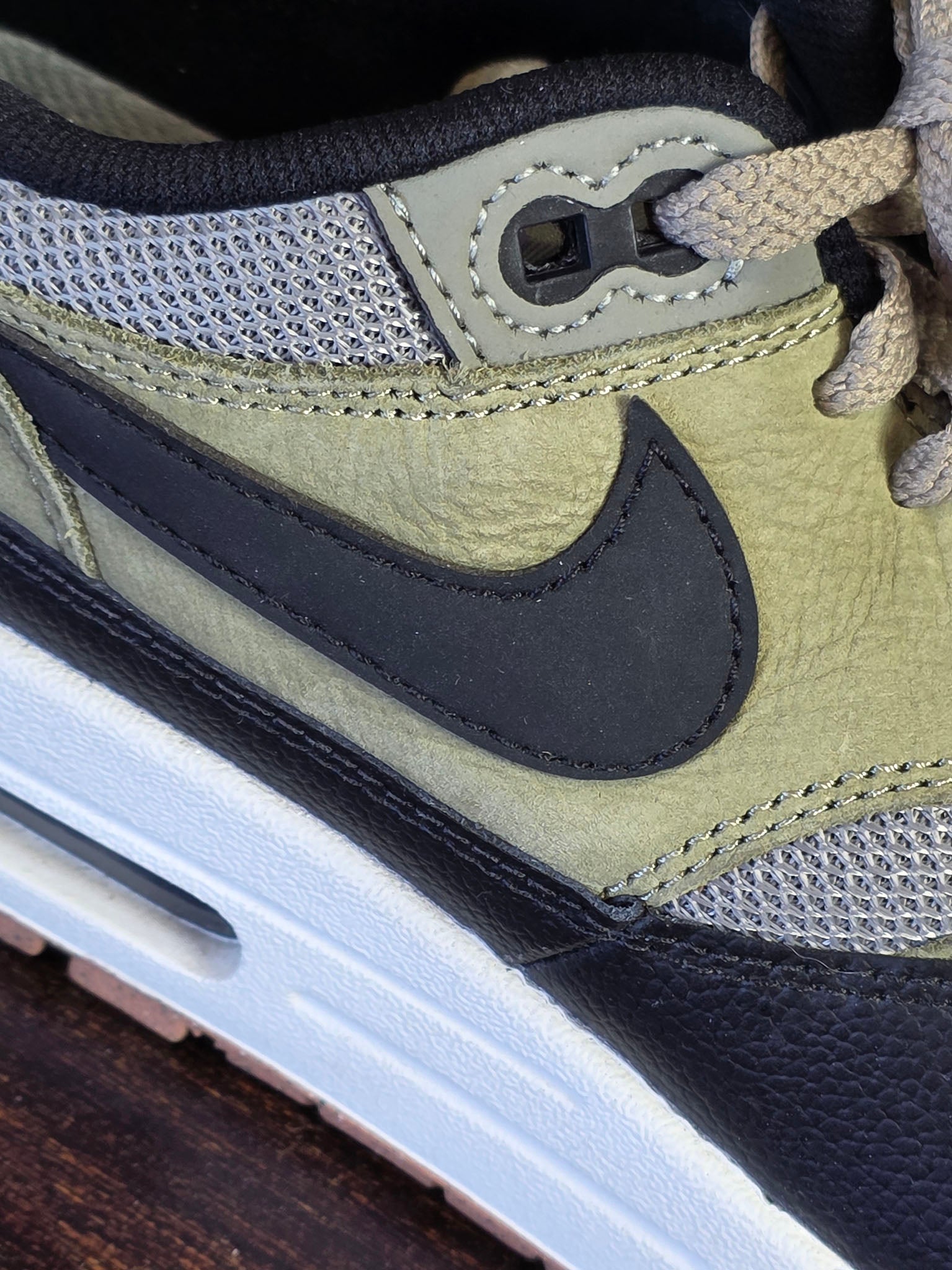 Nike Air Max 1 SC Dark Stucco maat 40