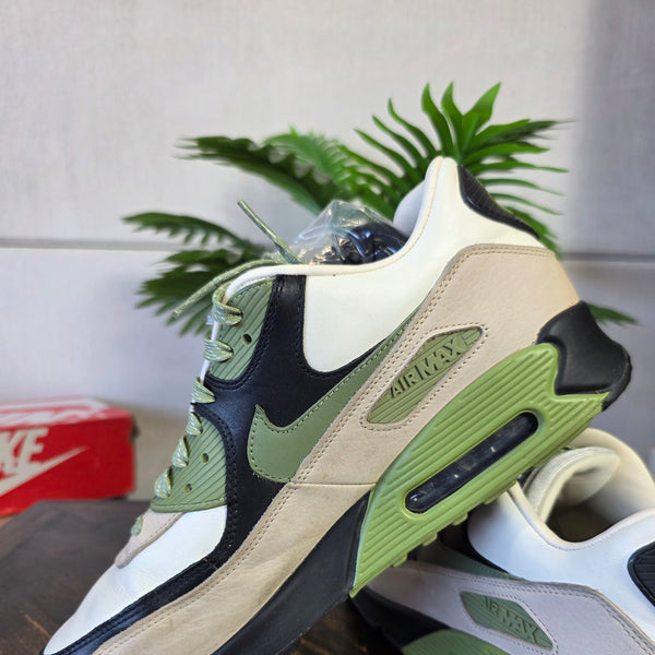 Nike Air Max 90 NRG Lahar Escape maat 45,5