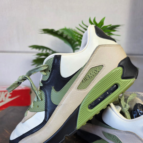 Nike Air Max 90 NRG Lahar Escape maat 45,5