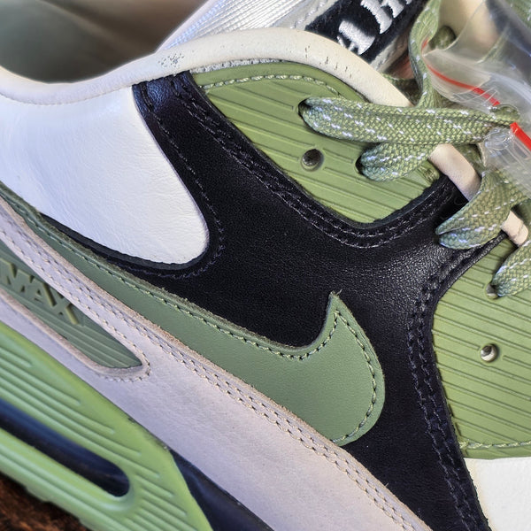 Nike Air Max 90 NRG Lahar Escape maat 45,5