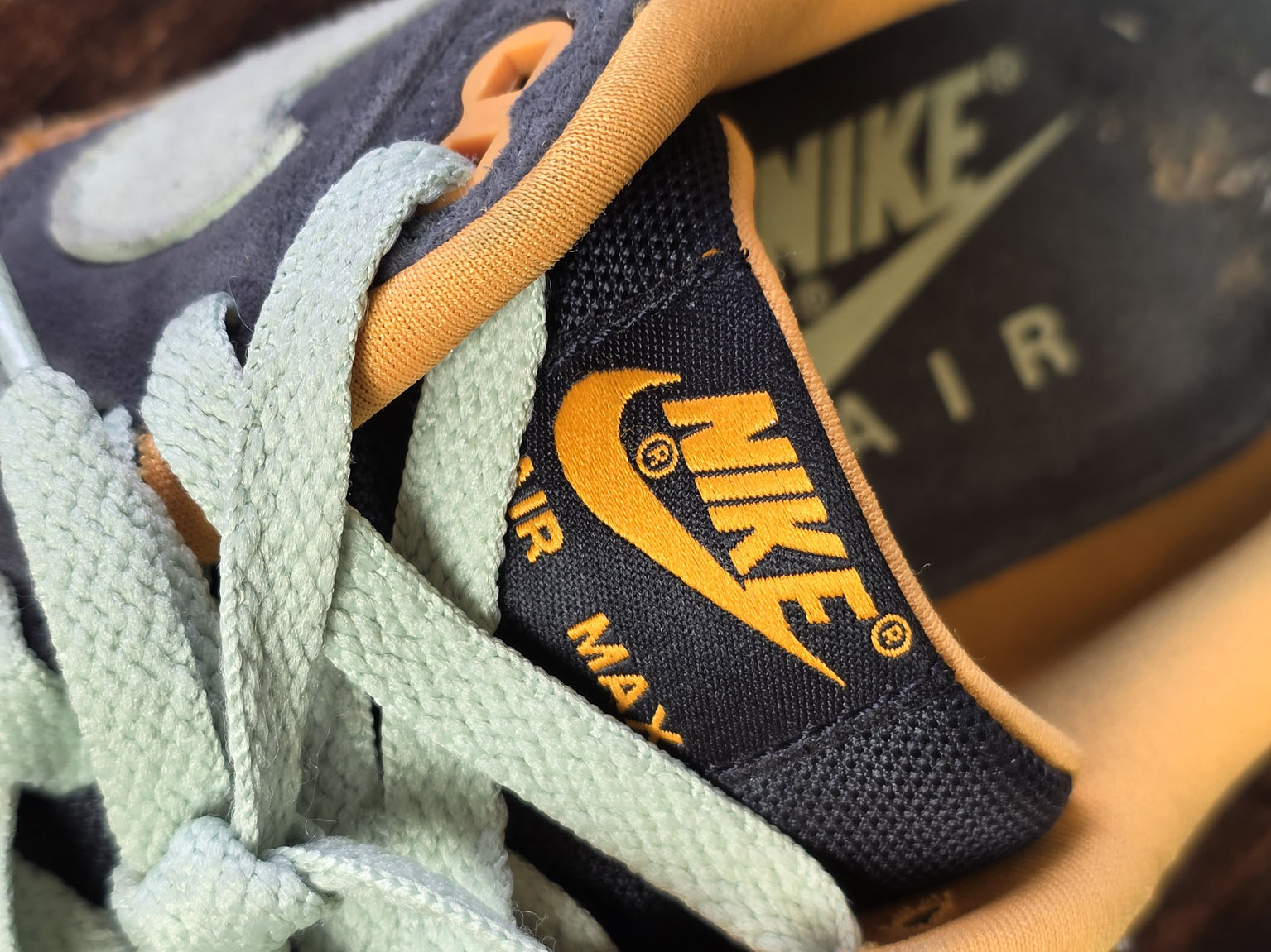 Nike Air Max 1 PRM Duck Honey Dew maat 40