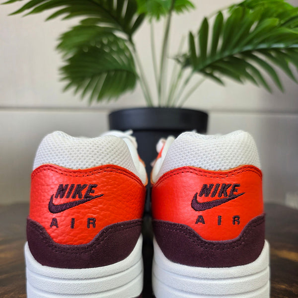 Nike Air Max 1 Burgundy Crush maat 39