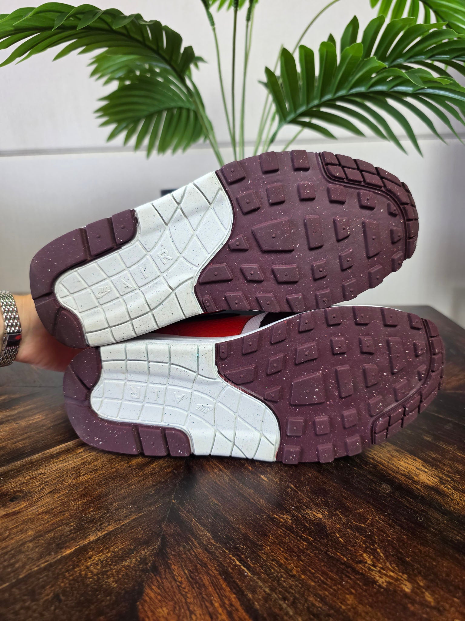 Nike Air Max 1 Burgundy Crush maat 39