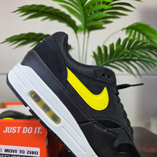 Nike Air Max 1 Black Opti Yellow maat 44