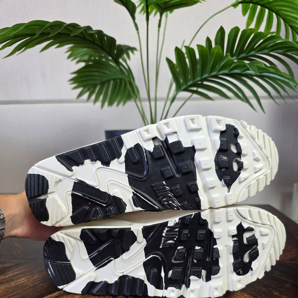 Nike Air Max 90 Futura Cow Print maat 40