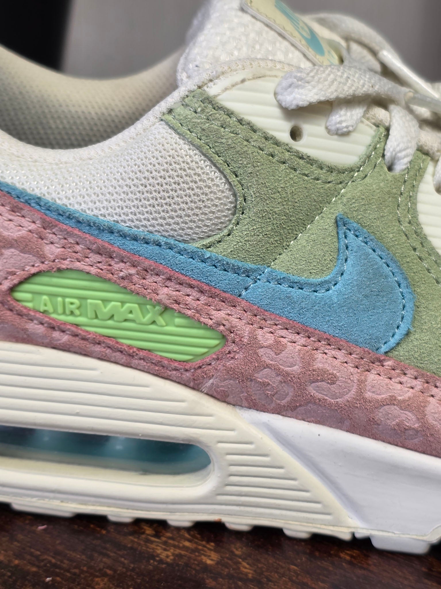 Nike Air Max 90 WMNS Pastel Leopard maat 44,5