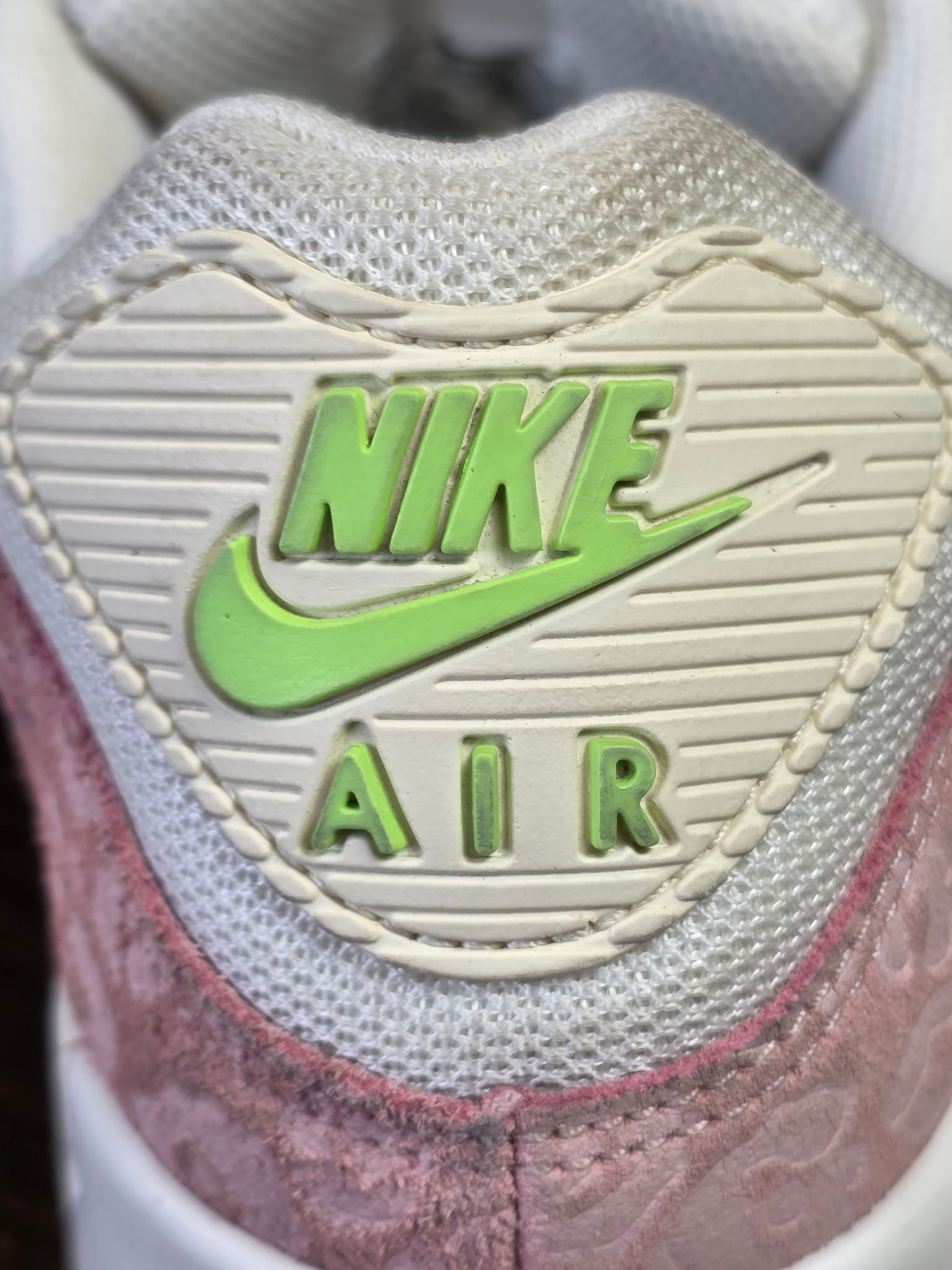 Nike Air Max 90 WMNS Pastel Leopard maat 44,5