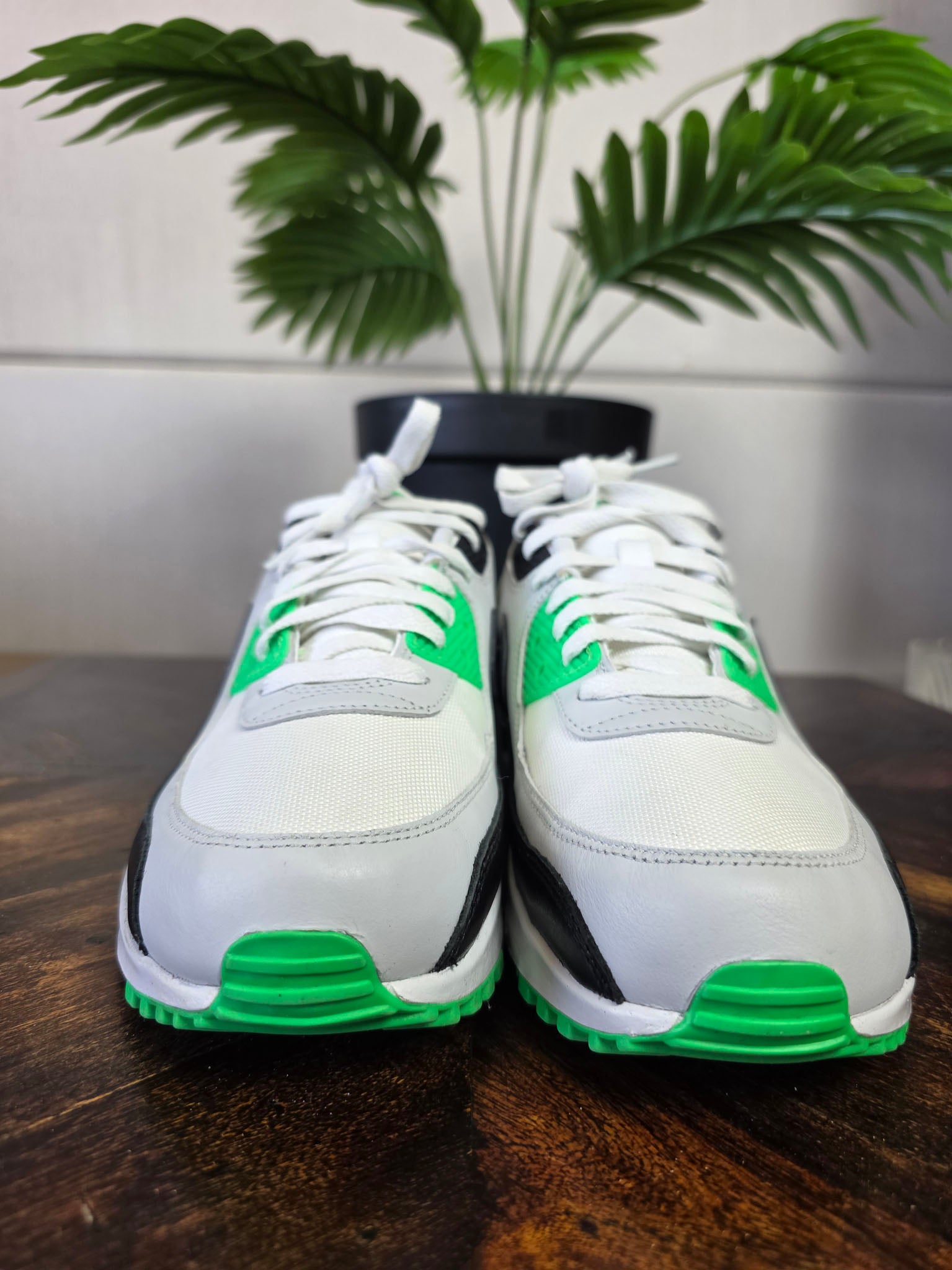 Nike Air Max 90 Gore-Tex Lucky Green maat 42