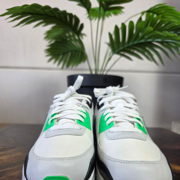 Nike Air Max 90 Gore-Tex Lucky Green maat 42