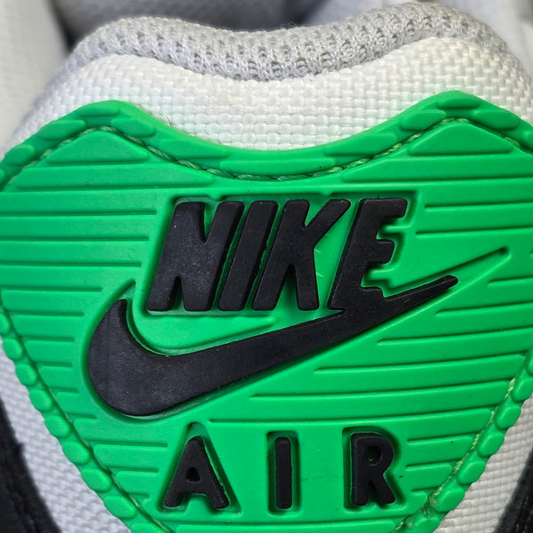 Nike Air Max 90 Gore-Tex Lucky Green maat 42