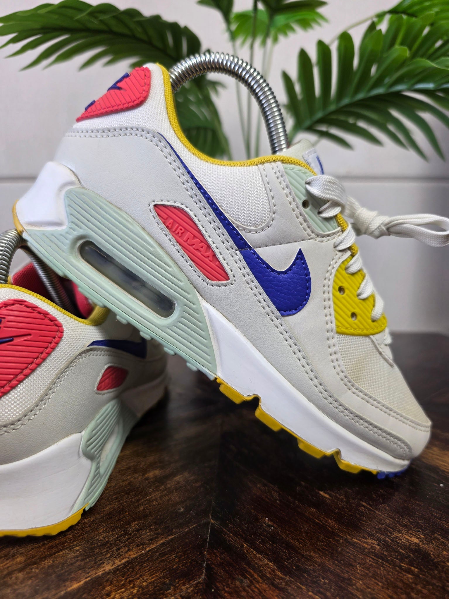Nike Air Max 90 Pistachio Frost maat 37,5