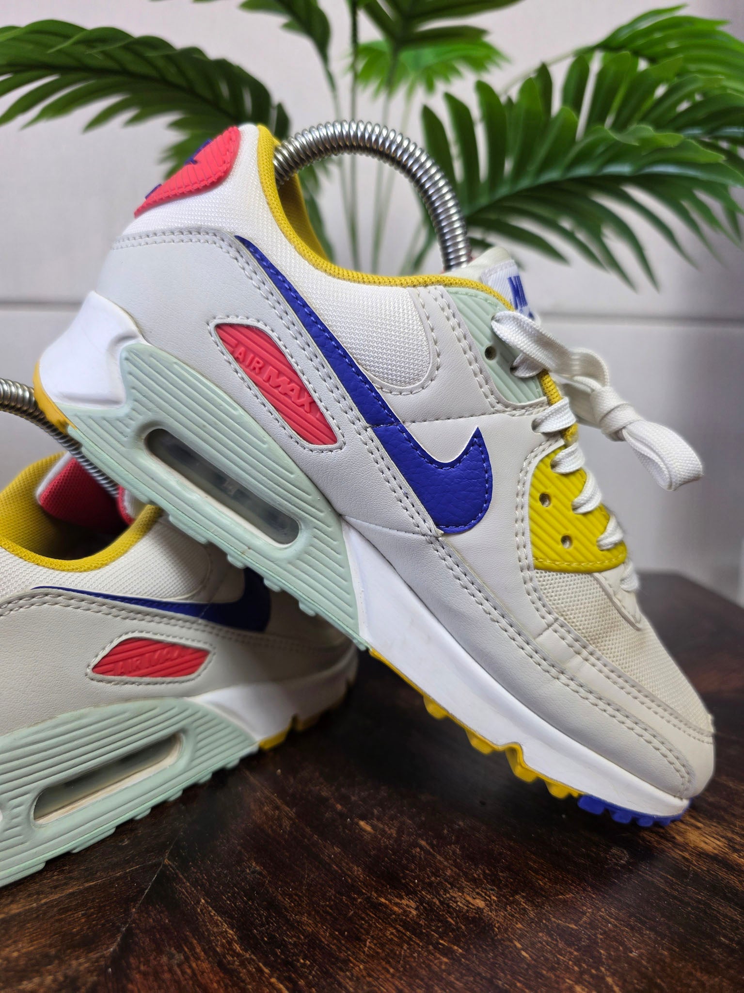 Nike Air Max 90 Pistachio Frost maat 37,5