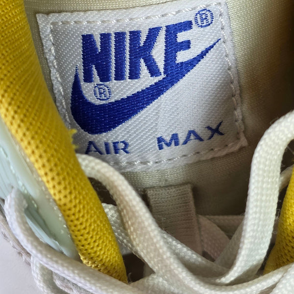 Nike Air Max 90 Pistachio Frost maat 37,5