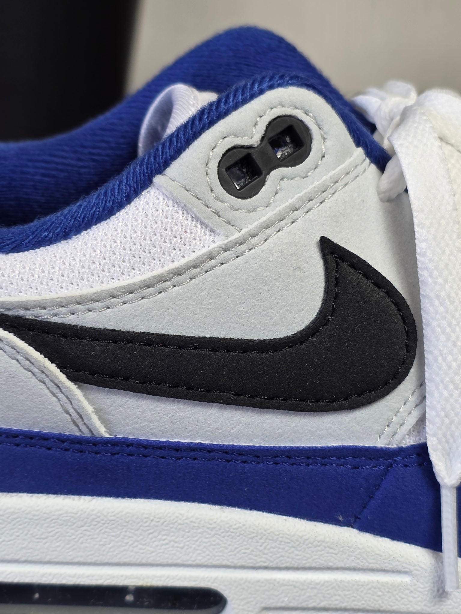 Nike Air Max 1 Deep Royal Blue maat 39
