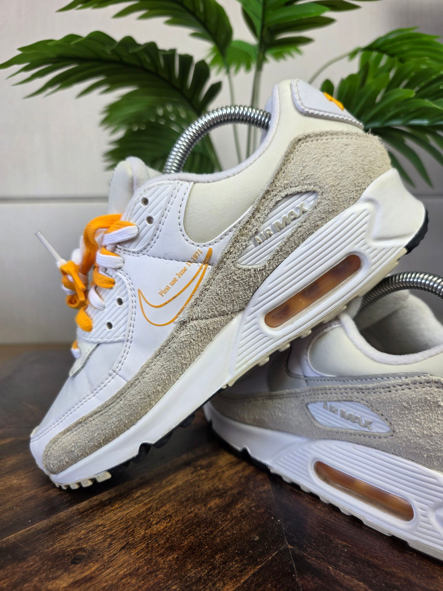 Nike Air Max 90 First Use Light Bone maat 40