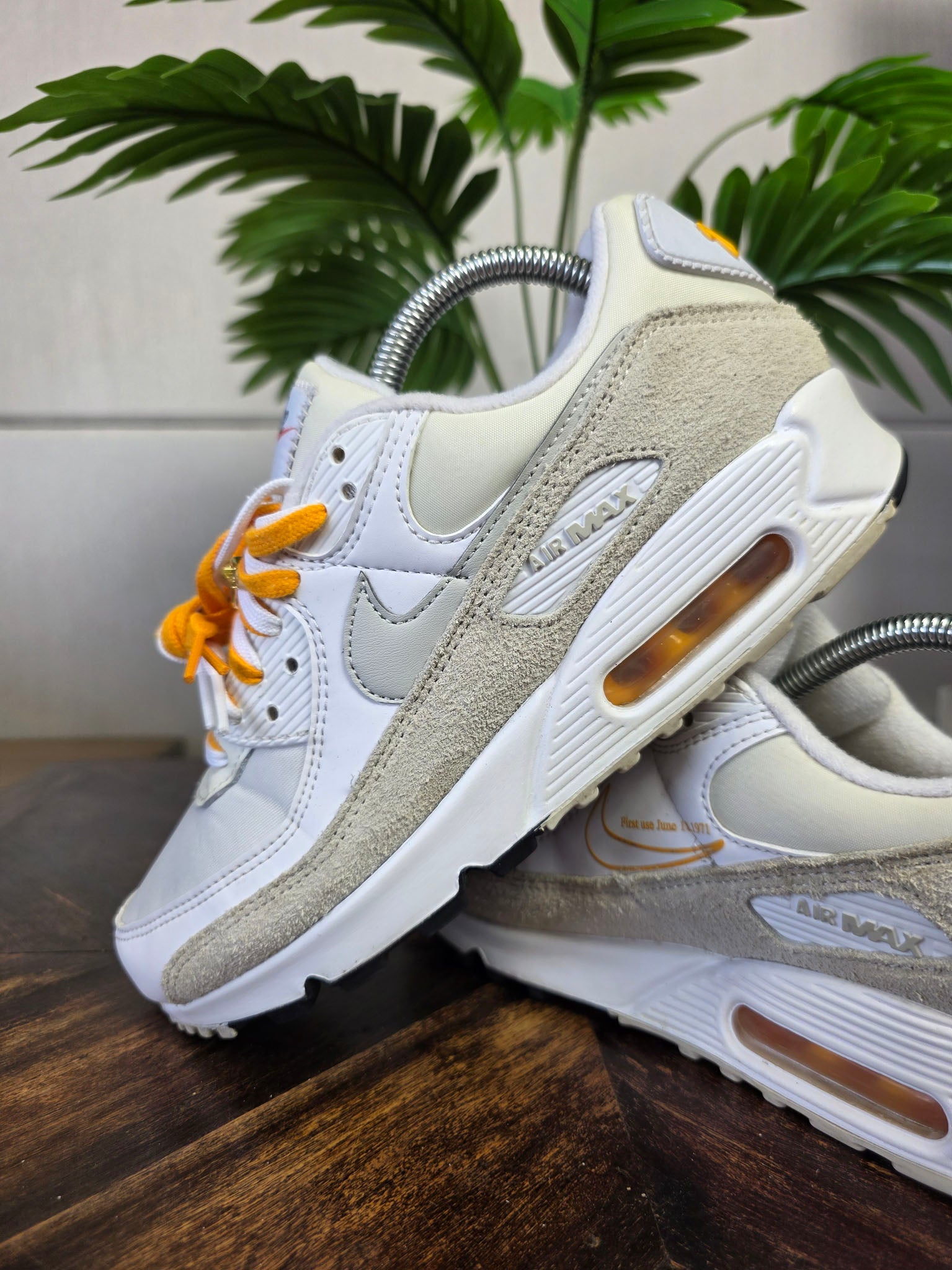 Nike Air Max 90 First Use Light Bone maat 40