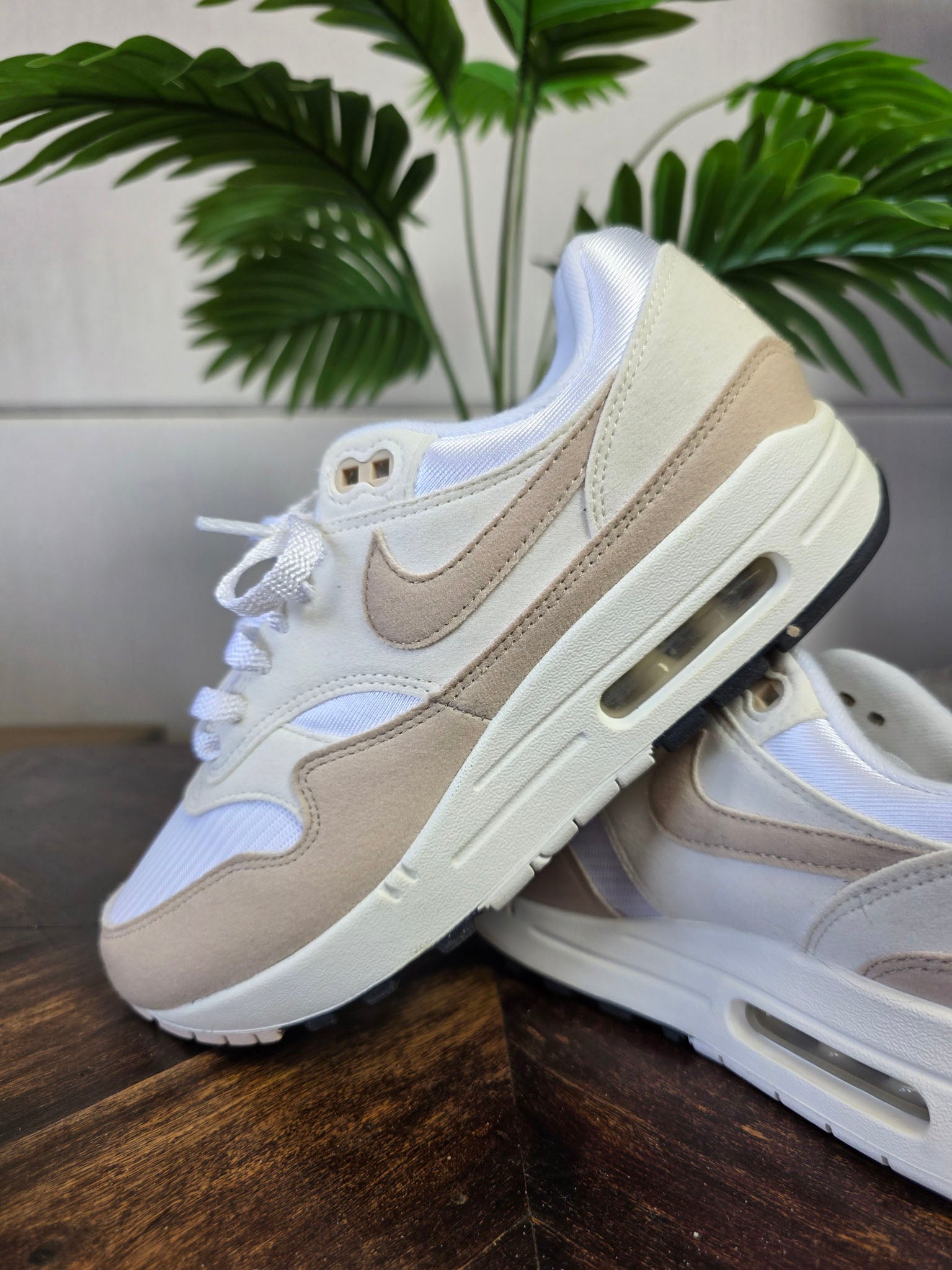 Nike Air Max 1 Pale Ivory maat 38,5