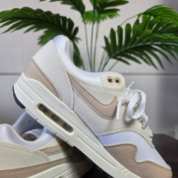 Nike Air Max 1 Pale Ivory maat 38,5
