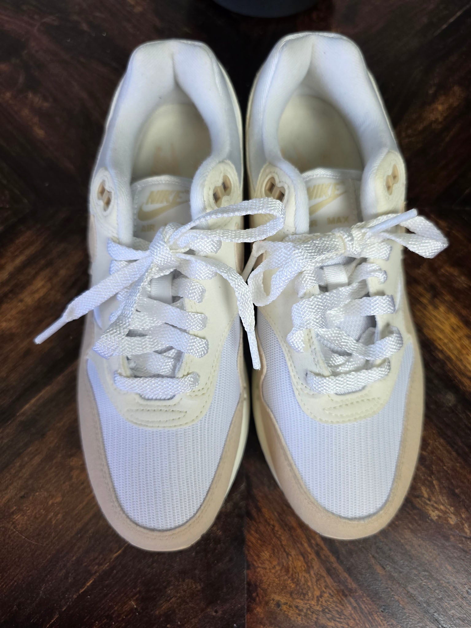 Nike Air Max 1 Pale Ivory maat 38,5