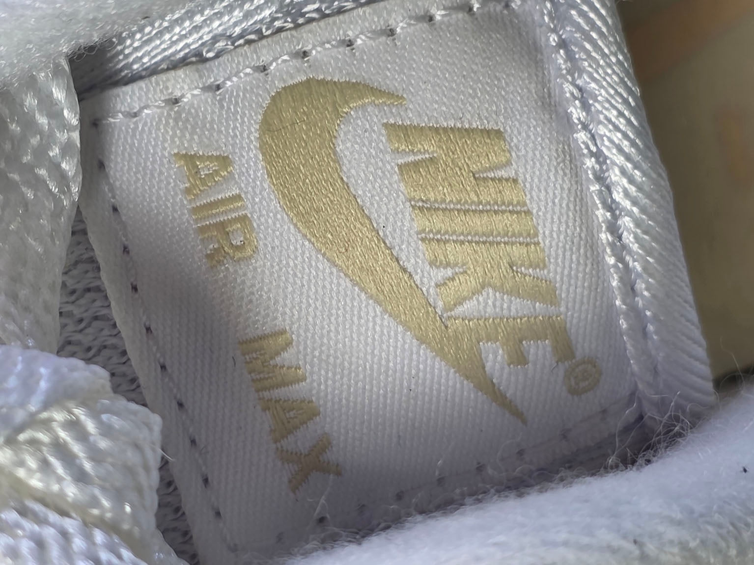 Nike Air Max 1 Pale Ivory maat 38,5