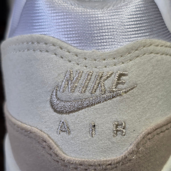 Nike Air Max 1 Pale Ivory maat 38,5