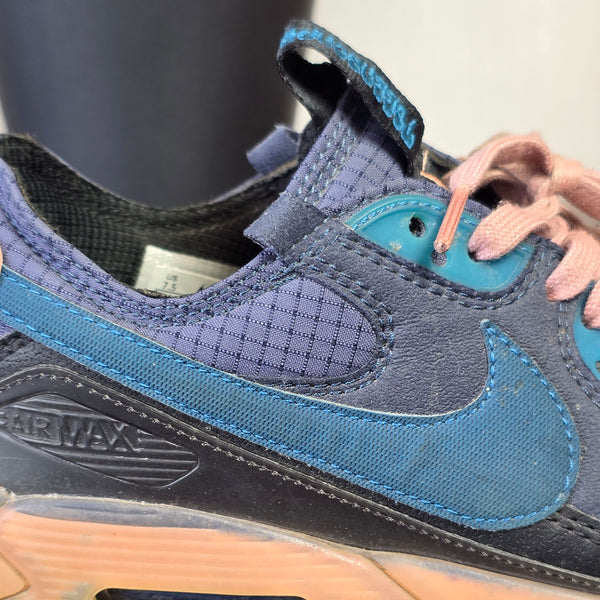 Nike Air Max 90 Terrascape Obsidian maat 40,5