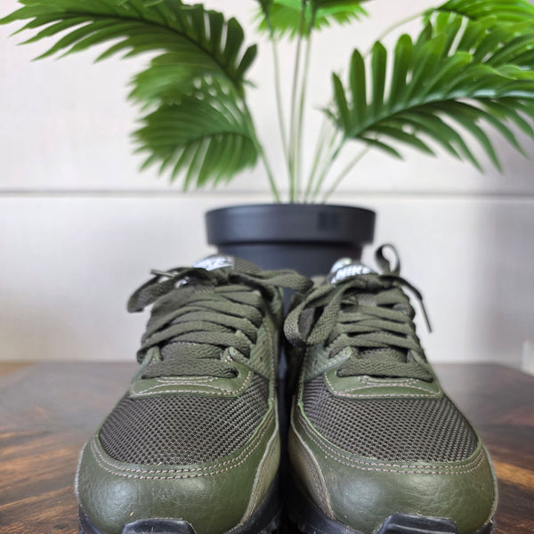 Nike Air Max 90 Reflective Olive maat 40,5