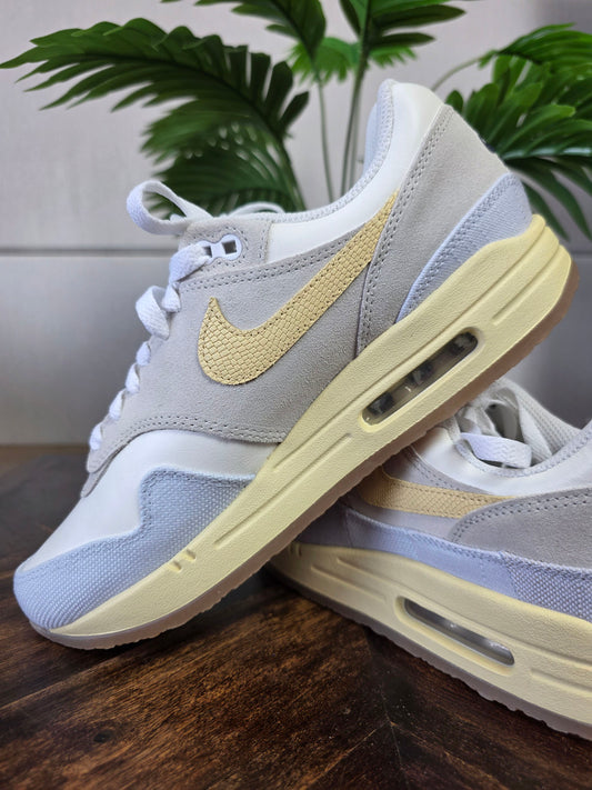 Nike Air Max 1 Crepe Wmns "Light Bone" maat 41
