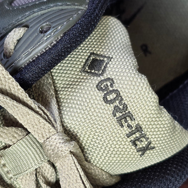 Nike Air Max 90 Gore-Tex Medium Olive maat 40