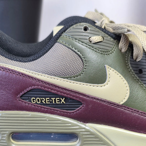 Nike Air Max 90 Gore-Tex Medium Olive maat 40