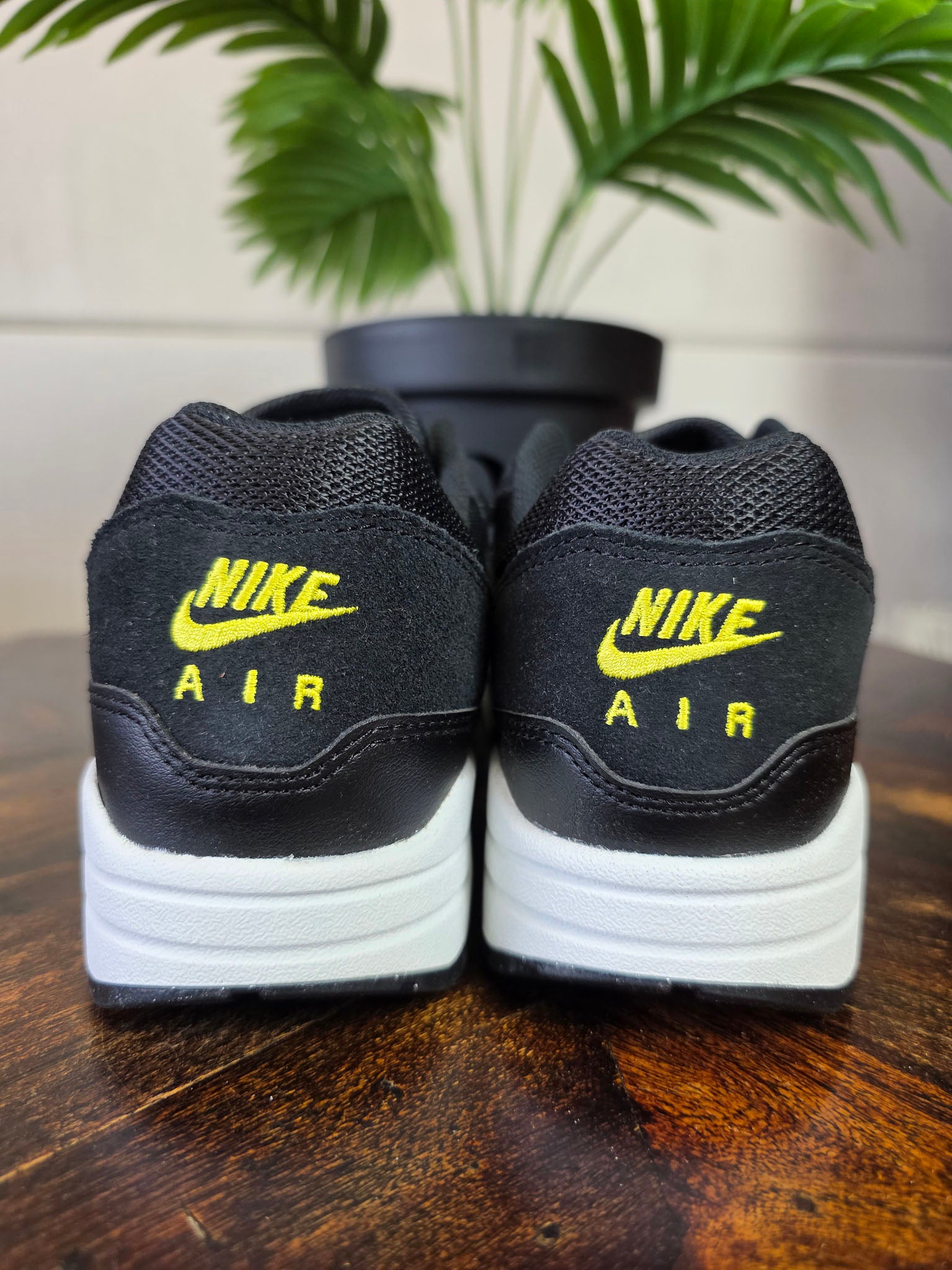 Nike Air Max 1 Batman maat 38,5
