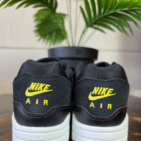Nike Air Max 1 Batman maat 38,5