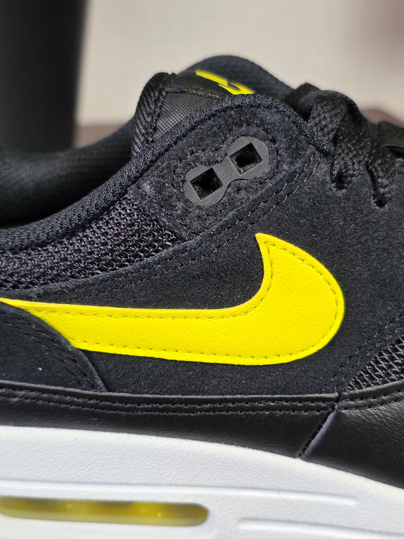 Nike Air Max 1 Batman maat 38,5