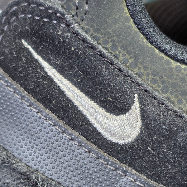 Nike Air Max 95 'Black Anthracite Safari' maat 44