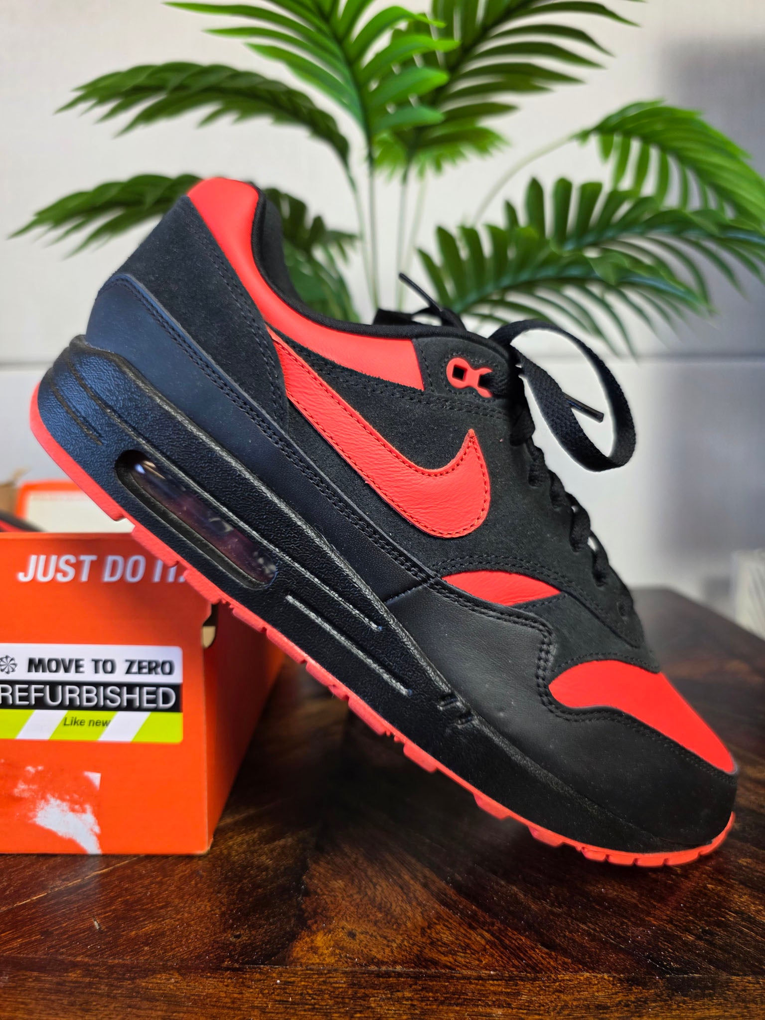 Nike Air Max 1 Black Red maat 44