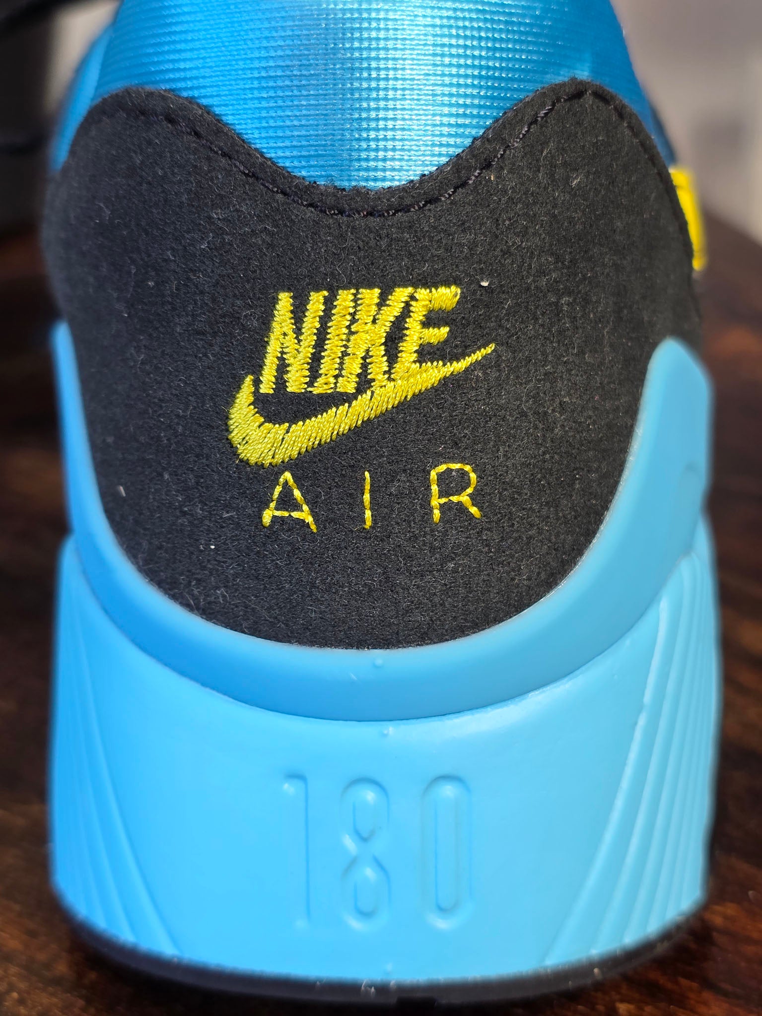 Nike Air 180 Baltic Blue maat 44