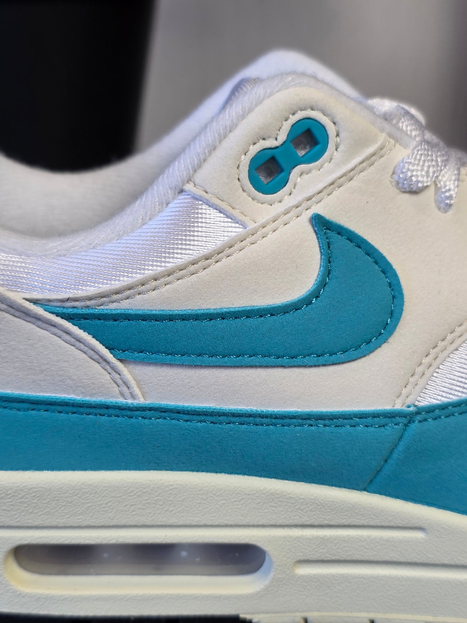 Nike Air Max 1 Dusty Cactus maat 42,5