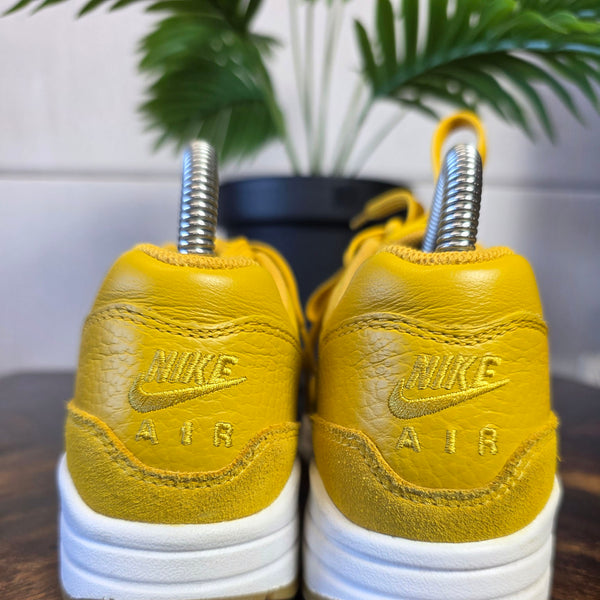 Nike Air Max 1 Jewel Mineral Yellow maat 36