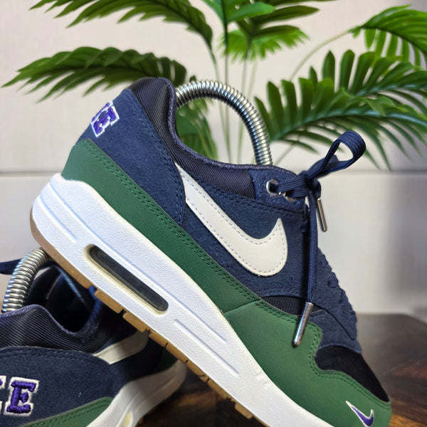 Nike Air Max 1 '87 QS Obsidian Gorge Green maat 38