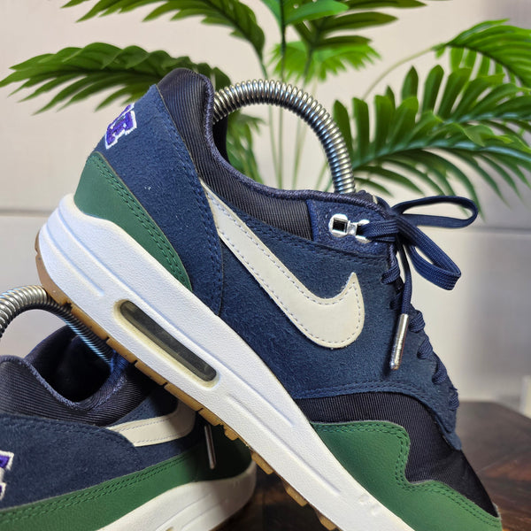 Nike Air Max 1 '87 QS Obsidian Gorge Green maat 38
