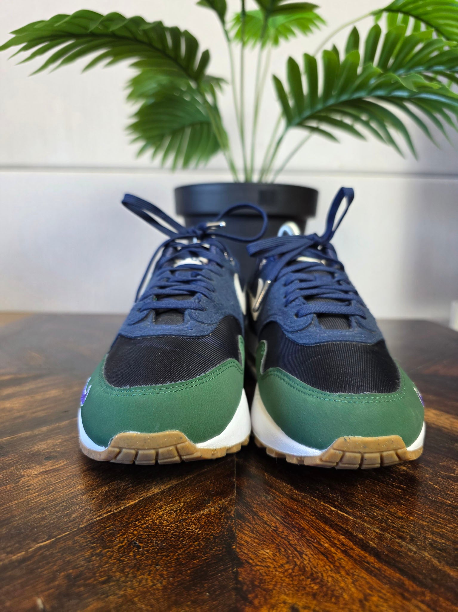 Nike Air Max 1 '87 QS Obsidian Gorge Green maat 38