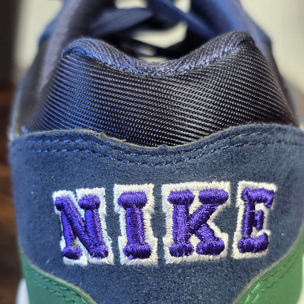 Nike Air Max 1 '87 QS Obsidian Gorge Green maat 38