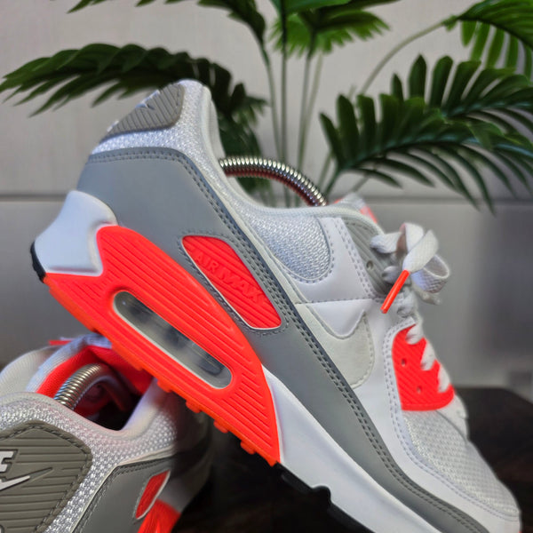 Nike Air Max 90 Hyper Orange maat 44