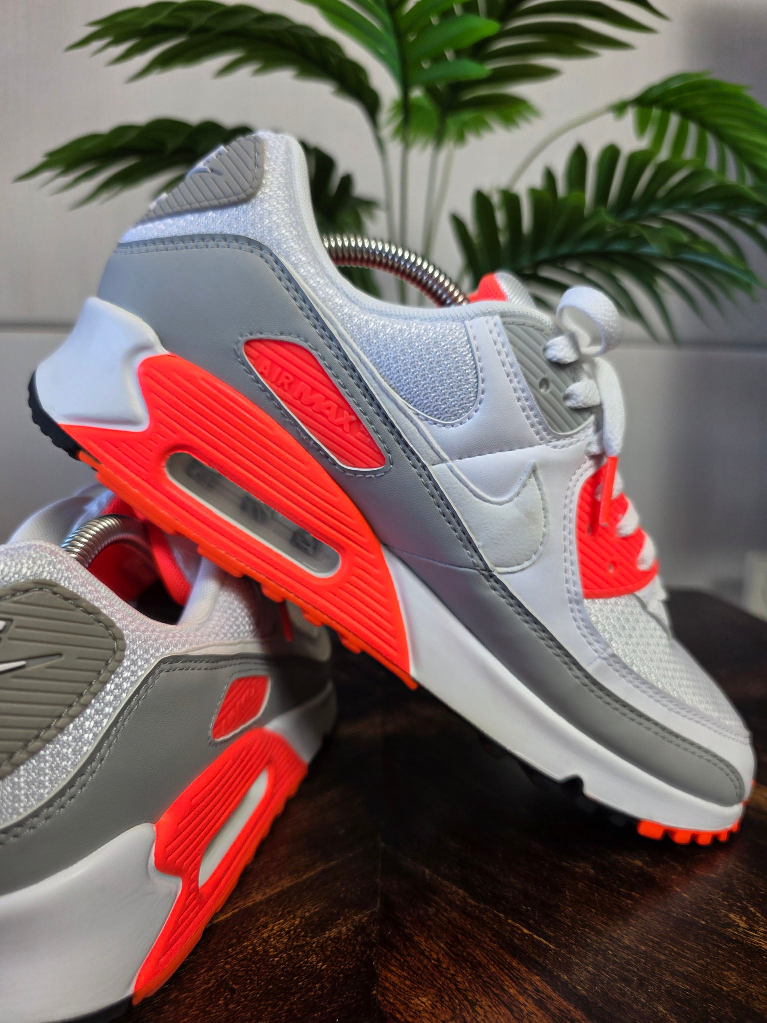 Nike Air Max 90 Hyper Orange maat 44