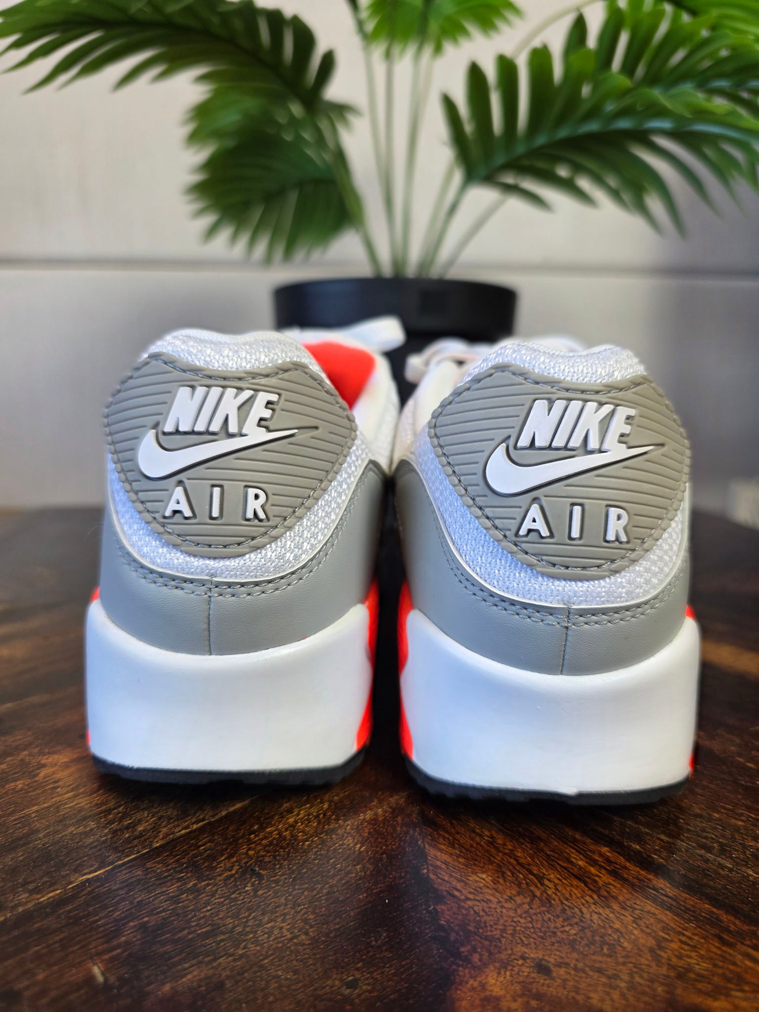 Nike Air Max 90 Hyper Orange maat 44