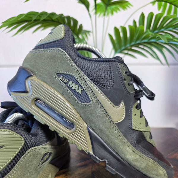 Nike Air Max 90 Leather Black Medium Olive maat 41