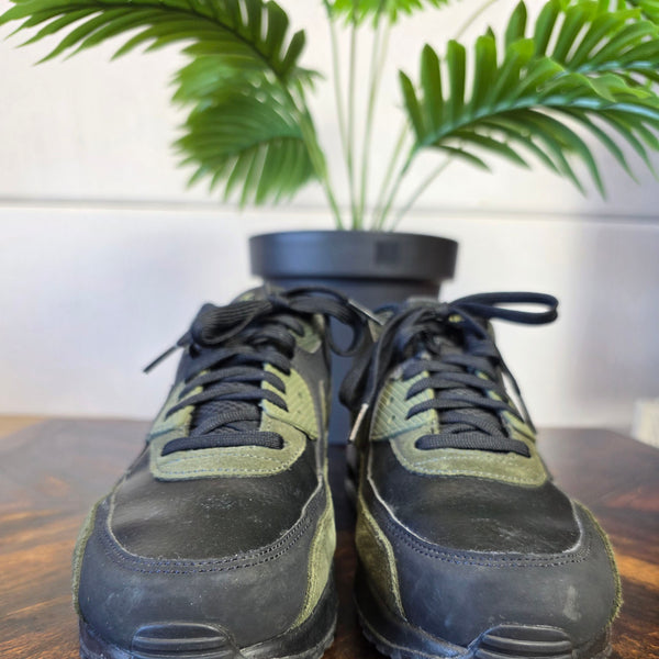 Nike Air Max 90 Leather Black Medium Olive maat 41